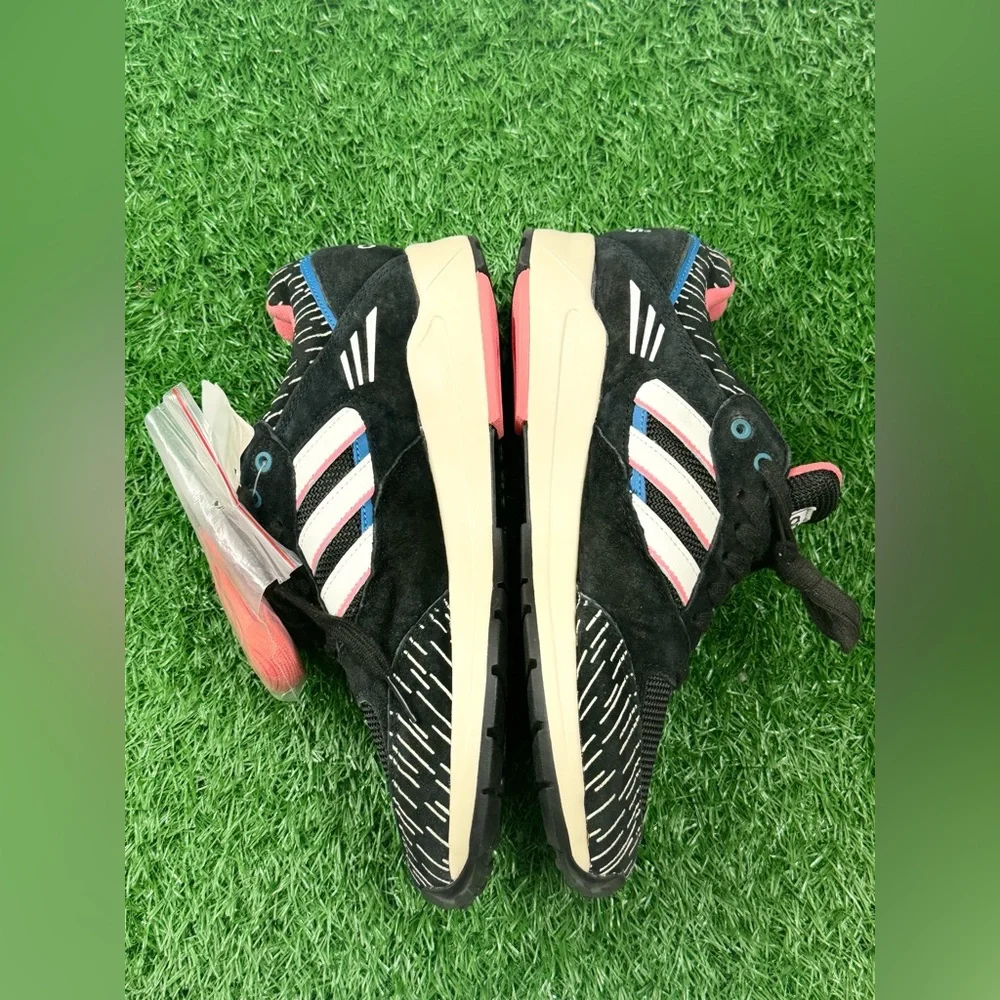 Adidas Women Sneakers‎ Size 8.5